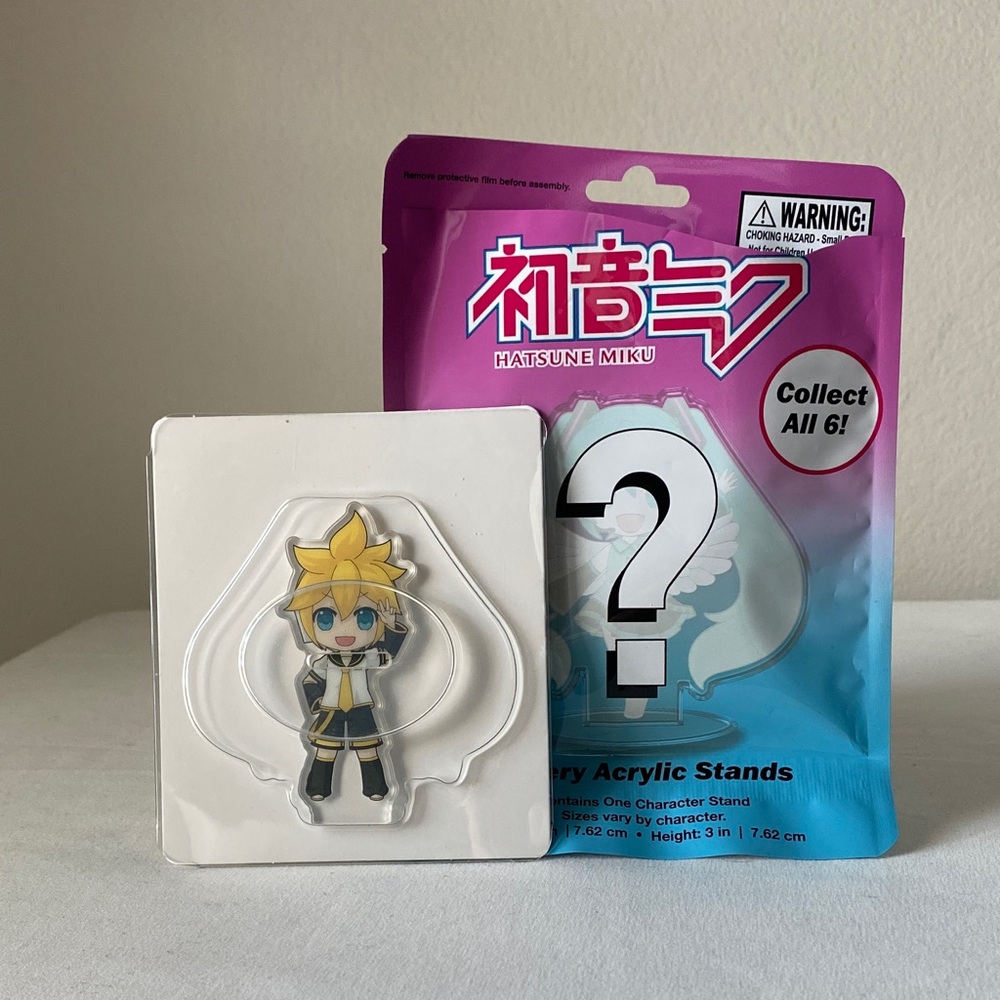 Hatsune Miku Acrylic Character Stand